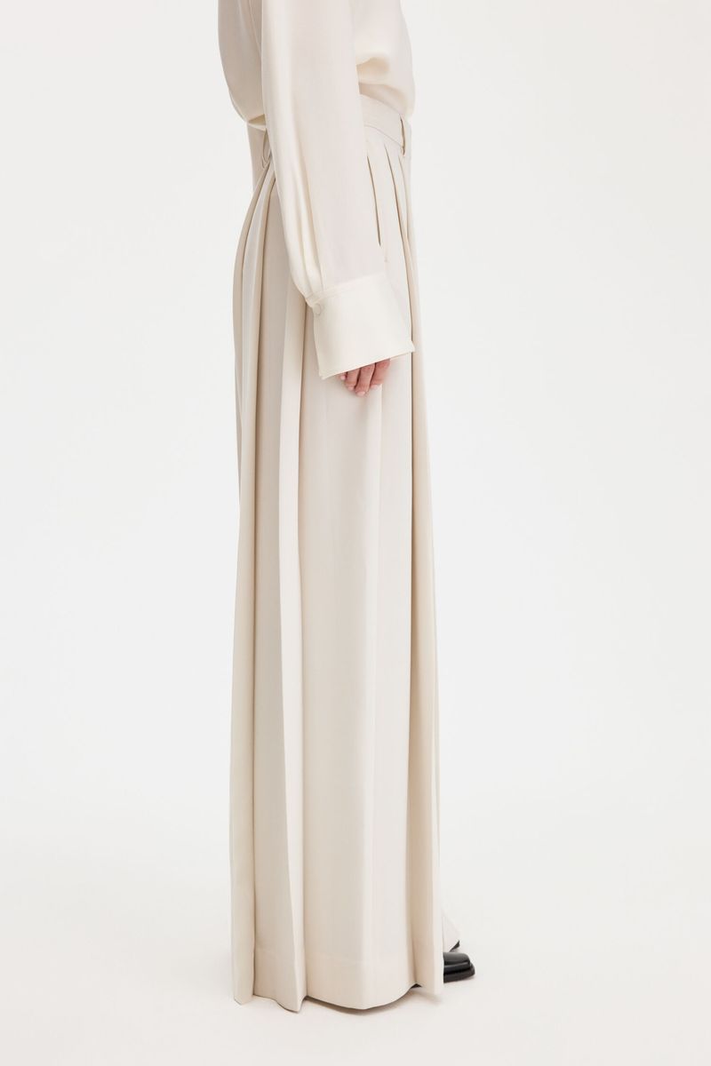 FULLY PLEATED TROUSERS Ivory