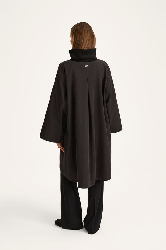 SABLE COAT Black