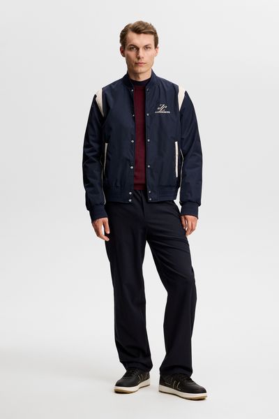 Hovedbilde KEANE MERINO CREW NECK Winetasting