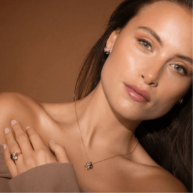 ANA NECKLACE Black Golden Combo